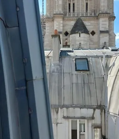 Duplex Notre-dame De דירה *
