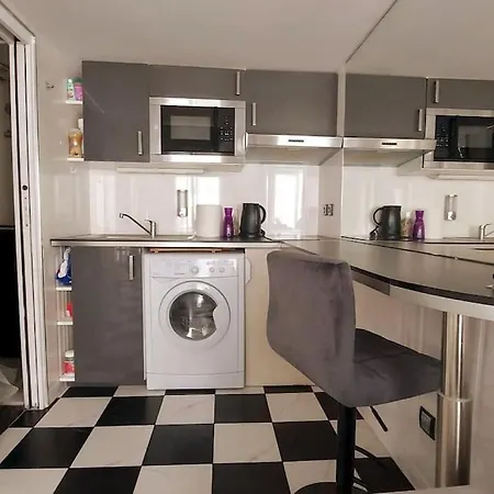 Duplex Notre-dame De 아파트